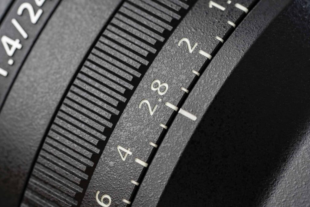 aperture numbers on lens 